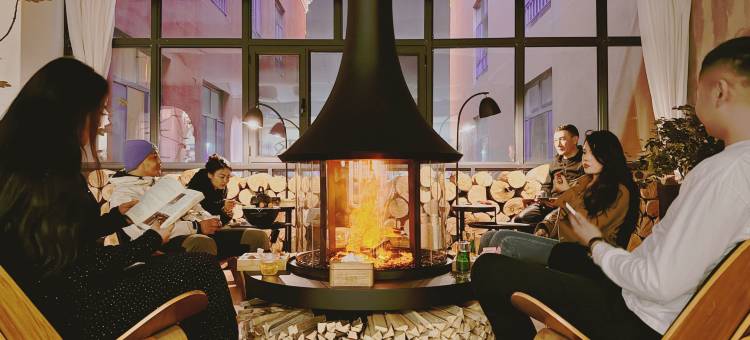 布尔津童话城堡·观景主题美宿(喀纳斯塔桥店)图片