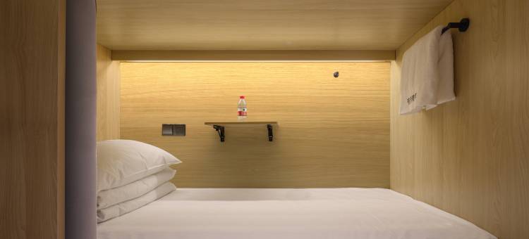 有狮青年旅舍(CBD国际会展中心众意西路地铁站店)图片