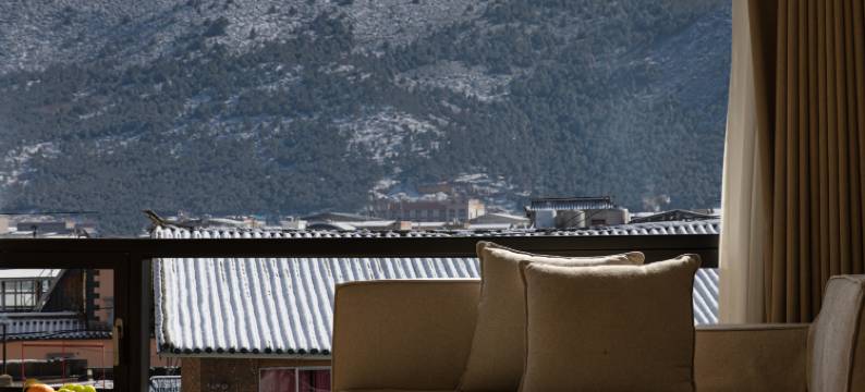 天迹·云端｜Aura Retreat 设计师供氧度假民宿(独克宗古城店)图片