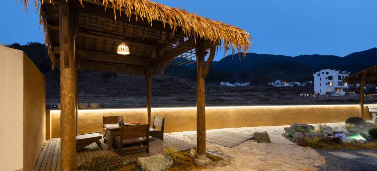山野间一田一墅美宿(篁岭景区店)图片