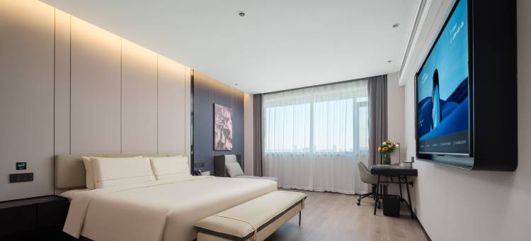 丹东火车站鸭绿江断桥亚朵酒店图片