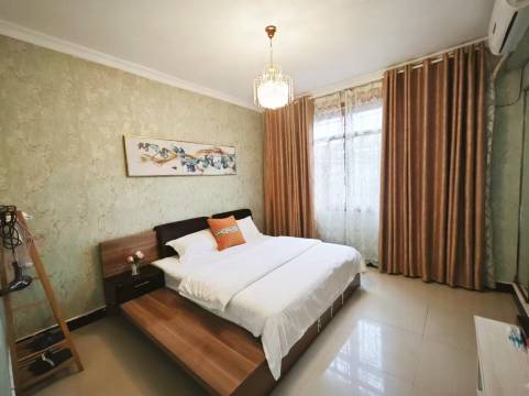 青荷民宿(凤凰古城虹桥店)