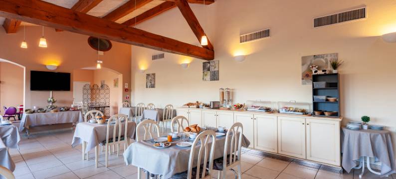 渣油格兰德阿维农高尔夫酒店(Residhotel Golf Grand Avignon)图片