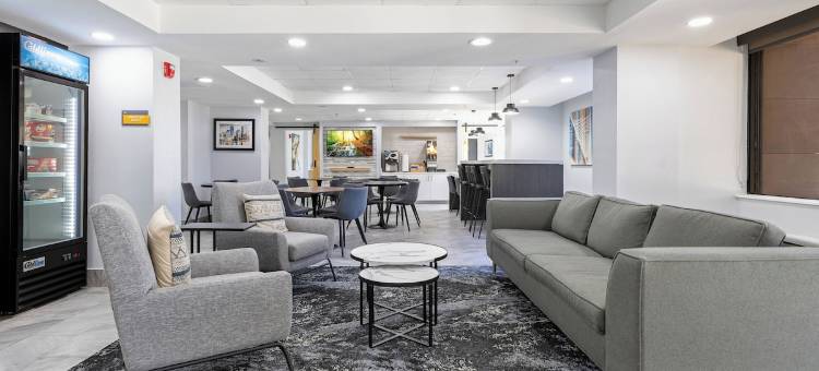 杰克逊维尔蔓达林拉昆塔温德姆套房酒店(La Quinta Inn & Suites by Wyndham Jacksonville Mandarin)图片