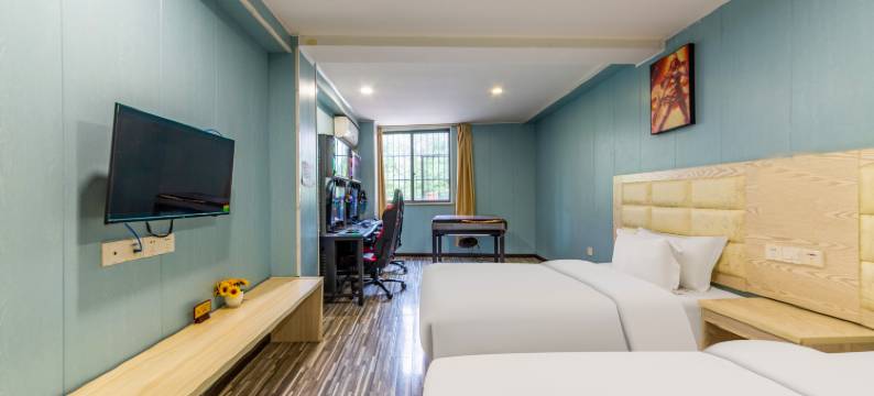 e拾光电竞酒店(武汉理工大学余家头校区店)图片