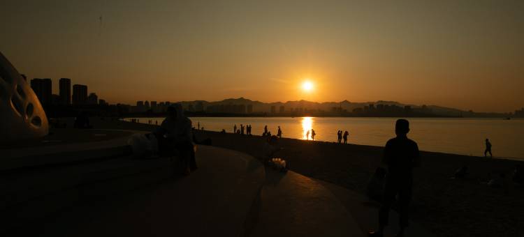 璞蓝·Sunset民宿(威高广场店)图片