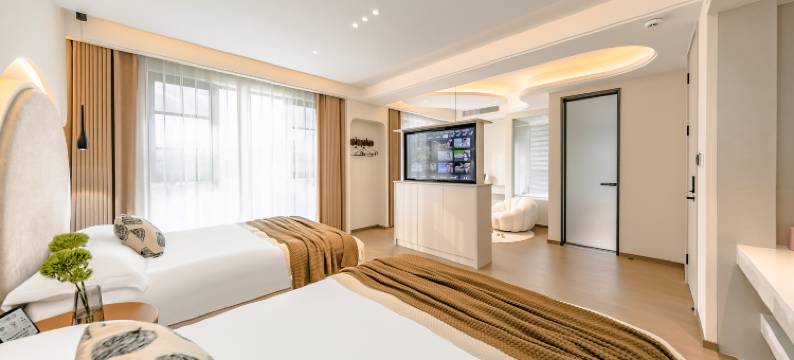 朱家尖林厘·居里泳池民宿(普陀山机场蜈蚣峙码头店)图片