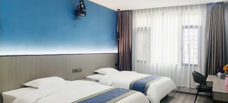 依恋山居民宿(故居景区韶山站店)图片