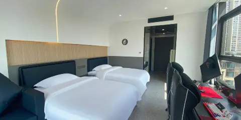 卿祥電競酒店(永修政府文體藝術中心店)