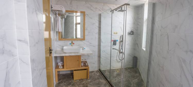 乌素特雅丹大酒店(水上雅丹景区店)图片