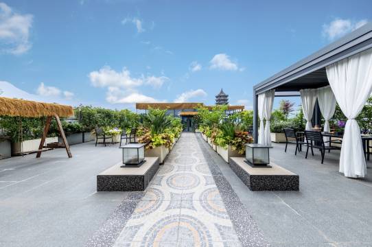 都江堰源东雅居酒店(融创乐园熊猫谷店)图片