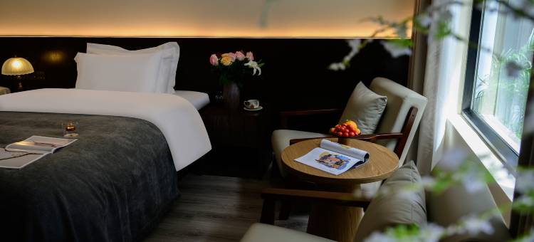 院中院·木槿花西智控侘寂风设计师度假民宿Designer(古城木府店)图片