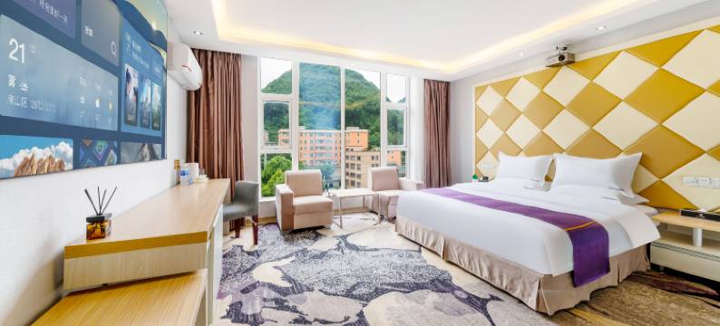 捌壹花园酒店(六盘水高铁站人民广场店)图片