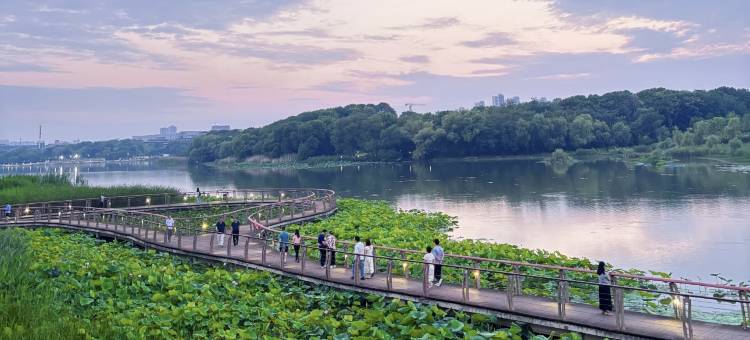 丽斯未来酒店(翡翠湖大学城店)图片