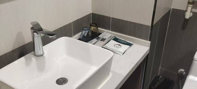 塞上欣景酒店(银川高铁站怀远观光夜市店)图片