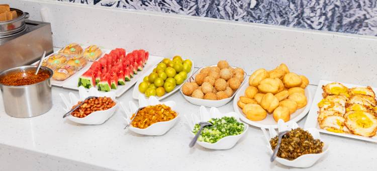 西畴县雅斯莱特酒店(人民医院店)图片