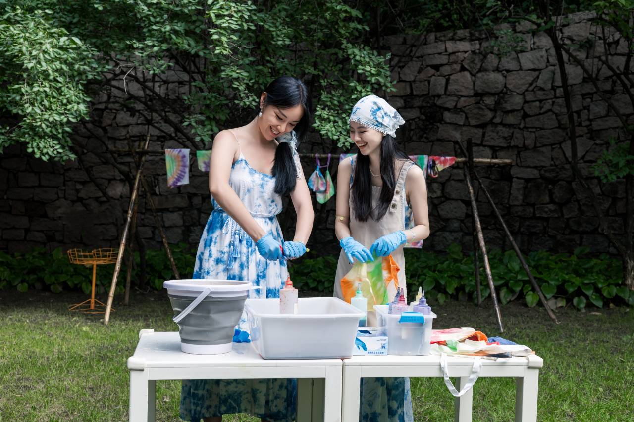 长城脚下的公社图片