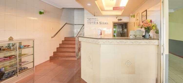 O酒店望加锡靠近洛萨里海滩，原蒂亚拉萨里酒店(Hotel O Makassar near Pantai Losari formerly Hotel Tiara Sari)图片