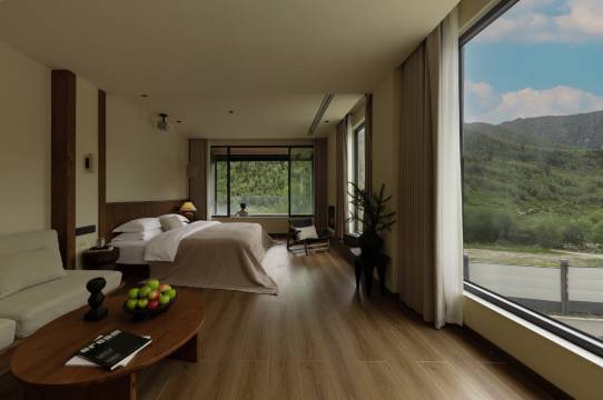 日上三竿丨礼畔·私汤villa(四姑娘山景区店)图片