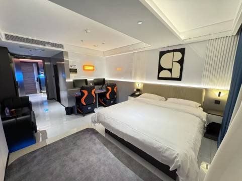 嘻娱电竞酒店(壹城中心店)