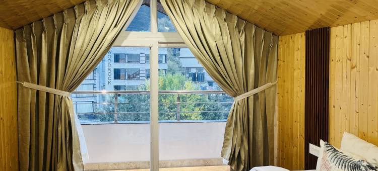 天际线酒店，马拉里- 步行至购物街，中央供暖(Hotel Skyline Manali Walking to Mall Road Centrally Heated)图片