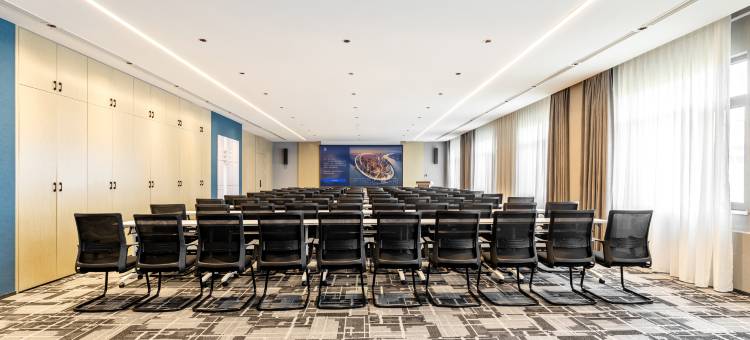 丽怡酒店(沈阳于洪大通湖街地铁站店)图片