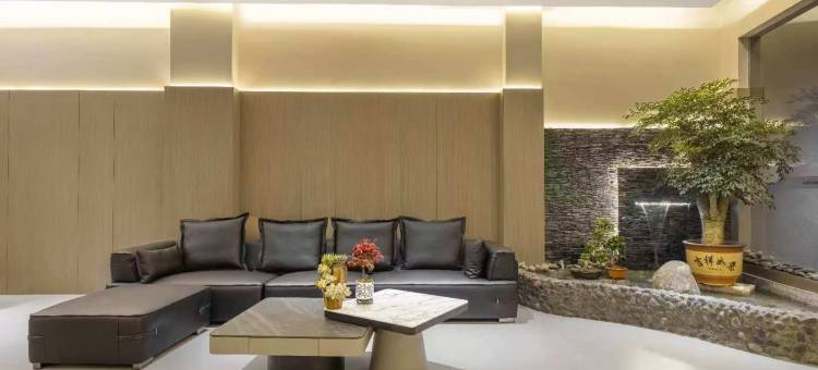 SERENE·亦间酒店(黔西市政府高铁站店)图片