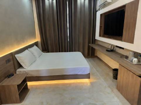 博野天润福快捷酒店