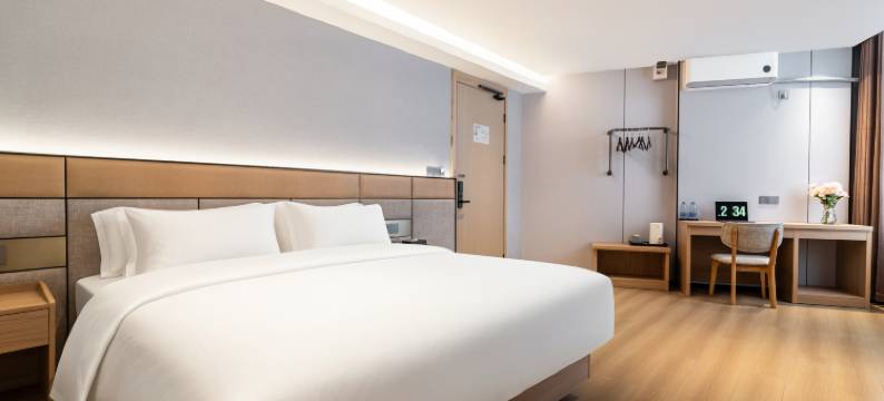 丽川·江畔酒店(天等民族小学店)图片