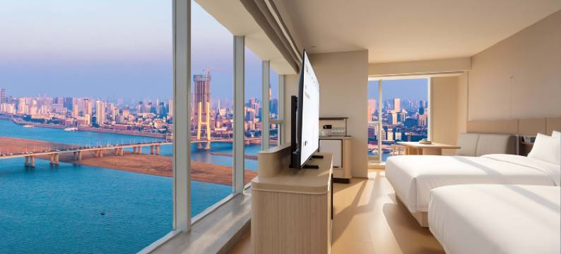 全季南昌红谷滩秋水广场云端酒店图片