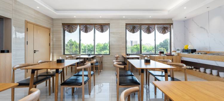 速8酒店(滨海海滨大道店)图片