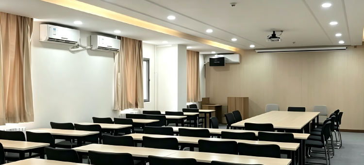 驿家365连锁酒店 VS电竞酒店(邢台好南关清风楼店)图片
