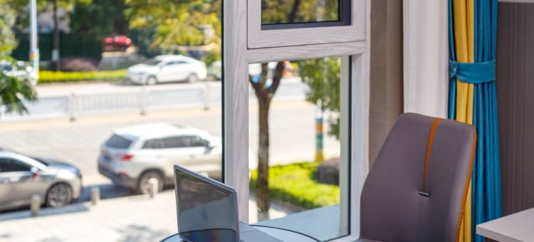 临沧阳光酒店(玉龙湖公园店)图片