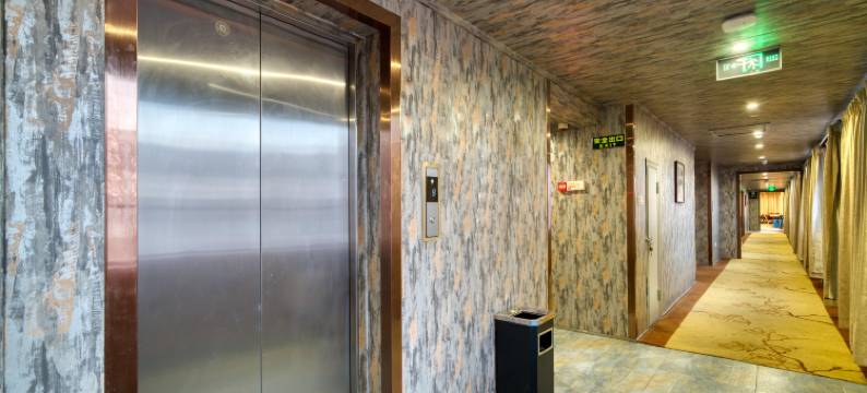 景溪假日酒店(安吉九州昌硕广场店)图片