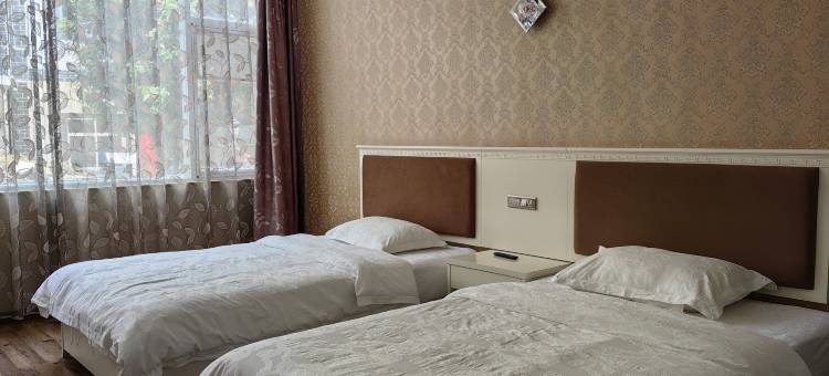 澄江辰峰假日酒店图片