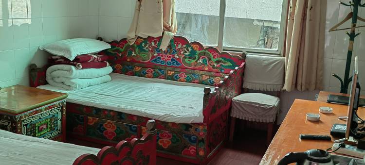 康定市拥珠民宿图片