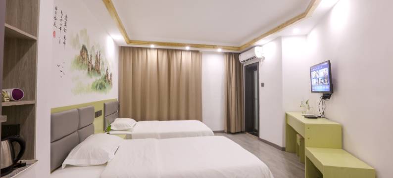 长悦人特色民宿(武陵源汽车站店)图片