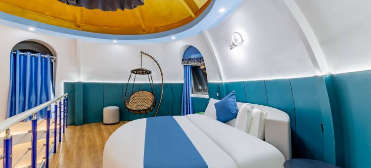 阿尔泰七台火山营地图片