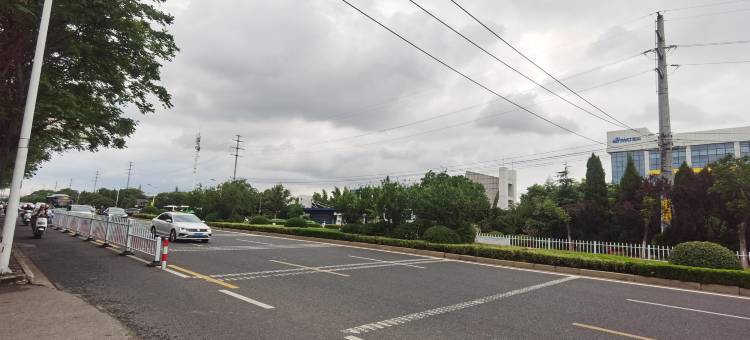 雅舒轩商务宾馆(宝莲寺店)图片