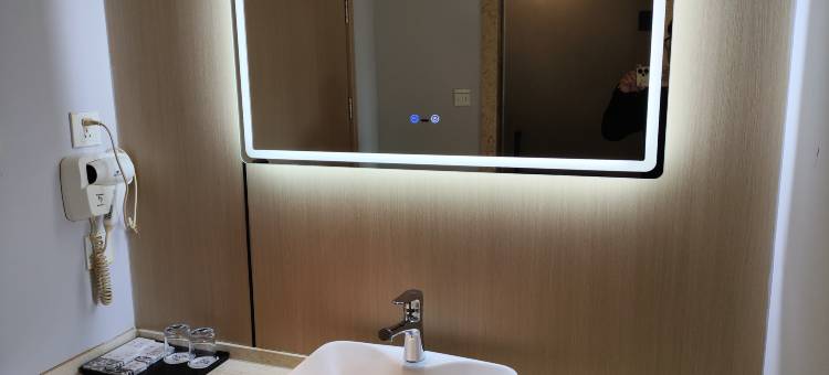 子洲银海三成主题酒店图片