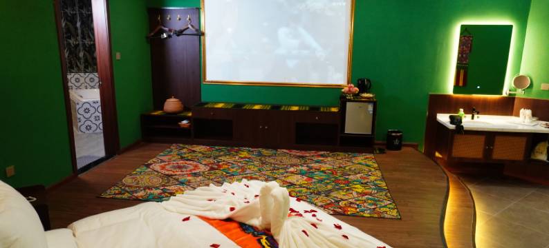 西双版纳景洪泰古里影院式酒店(告庄星光夜市店)图片