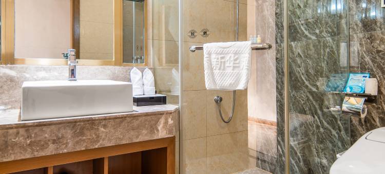 西乡裕添新华大酒店图片