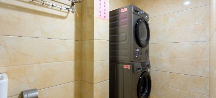 转角城市酒店(奥飞广场中骏世界城店)图片