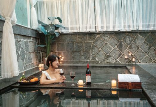 Moganshan Yunye pool slide villa Hotel Overview