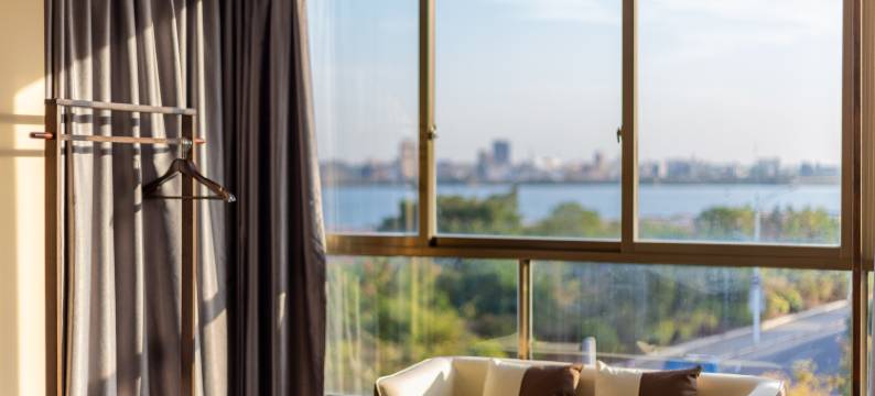 潮屿·江景凤凰绿地度假美宿(潮州古城牌坊街店)图片