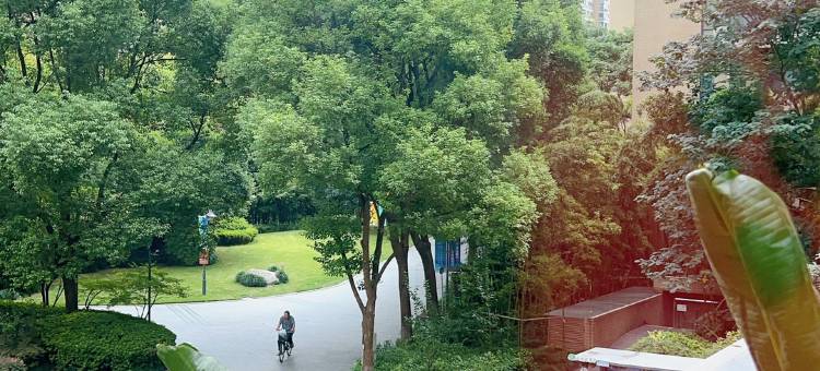 杭州简町公寓(龙湖滨江天街江汉路地铁站店)图片