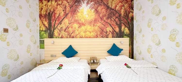 南宁途中主题酒店(广西大学东门店)图片