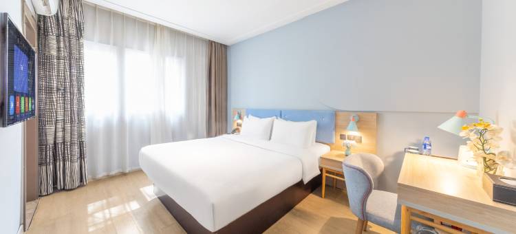 艺龙海雅酒店(福州火车站东二环泰禾广场店)图片