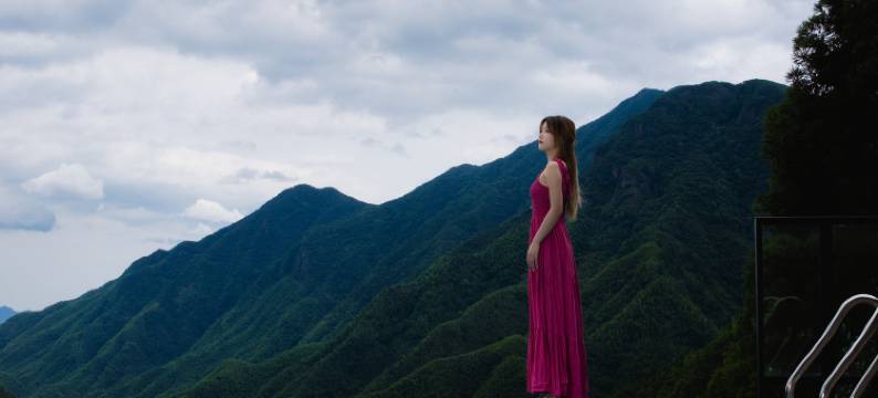 云海YUNHAI·峡谷景观民宿村落图片