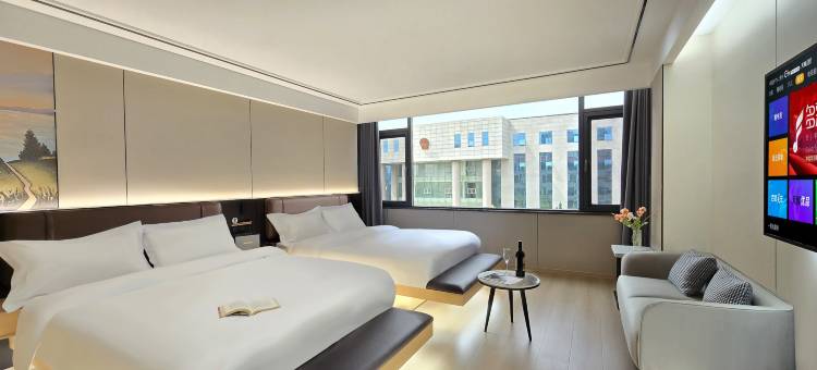 曲靖金凤凰芮汐酒店(沾益玉林广场店)图片